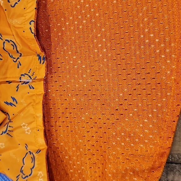 the Dodo Rainy Days Dog Raincoat, size Small - Picture 7 of 15